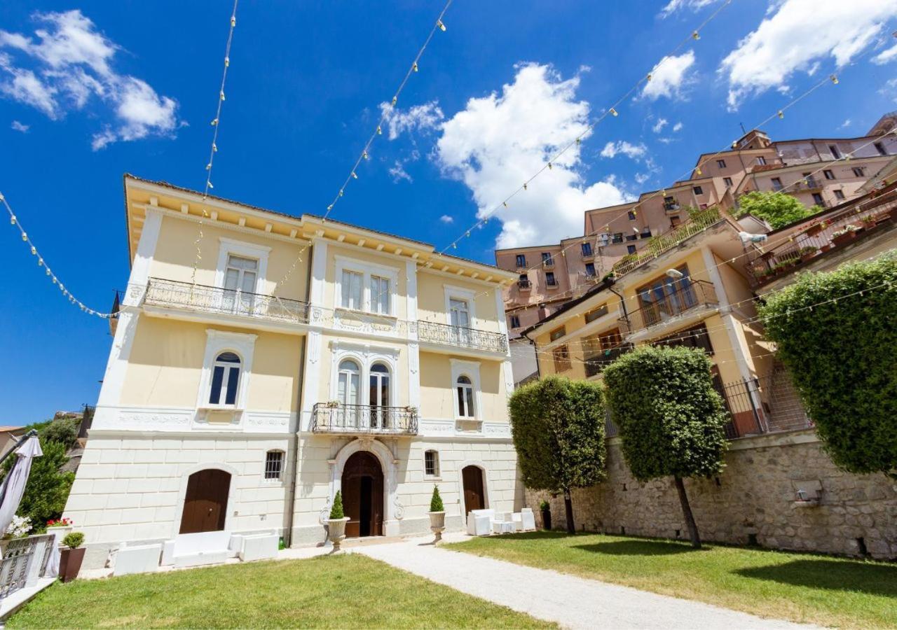 Апартаменты Palazzo Vittoli - Irpinia Castelfranci Экстерьер фото