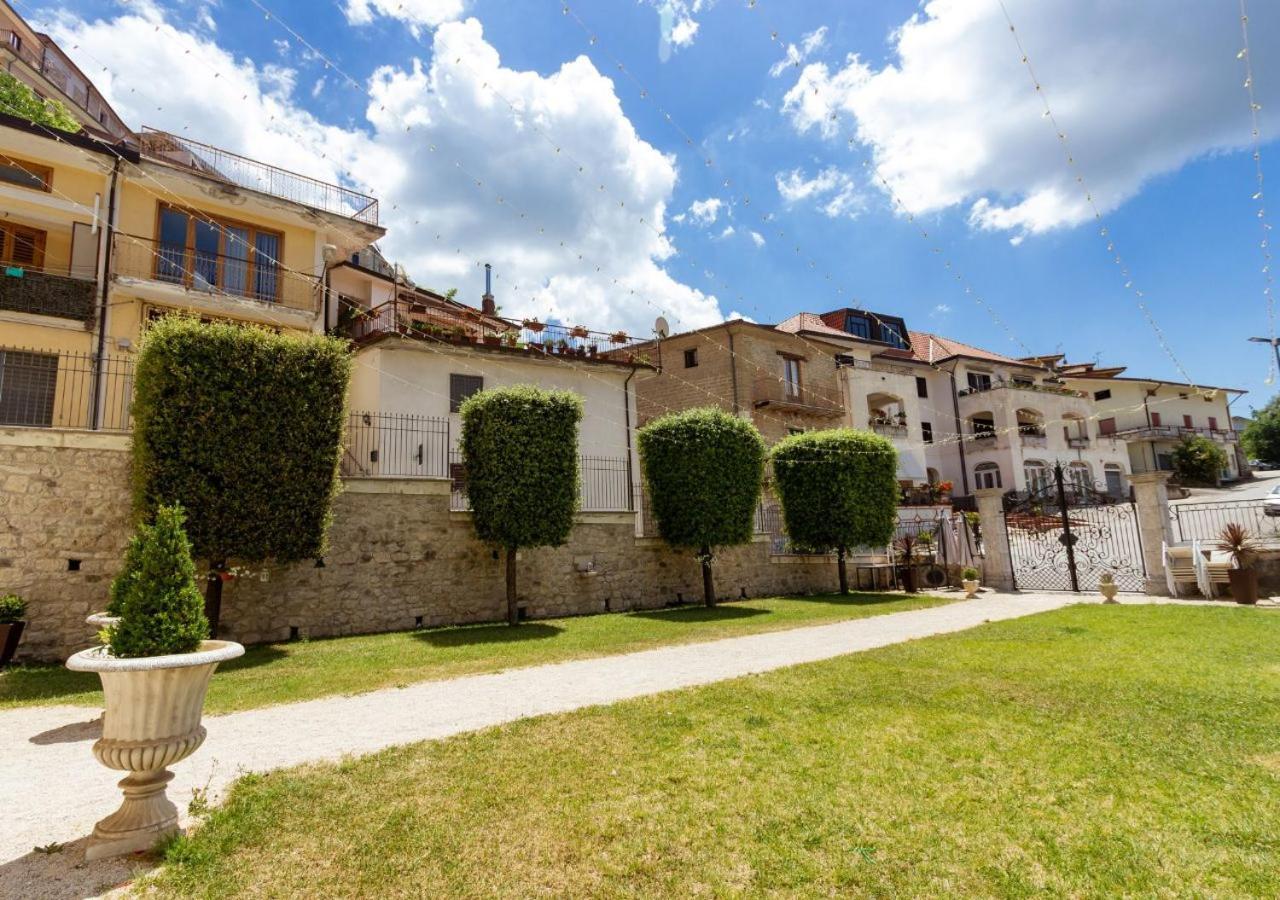 Апартаменты Palazzo Vittoli - Irpinia Castelfranci Экстерьер фото