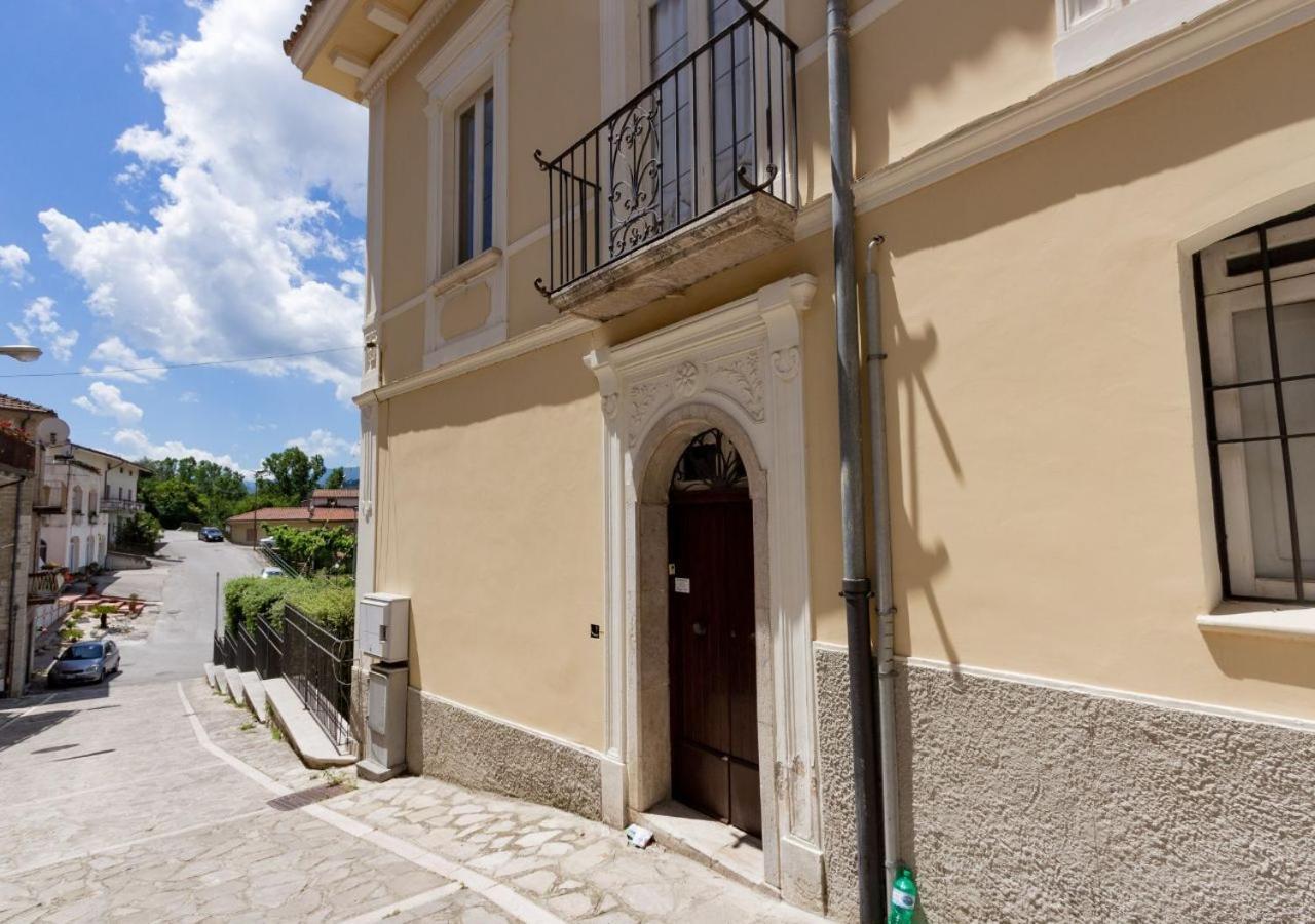 Апартаменты Palazzo Vittoli - Irpinia Castelfranci Экстерьер фото